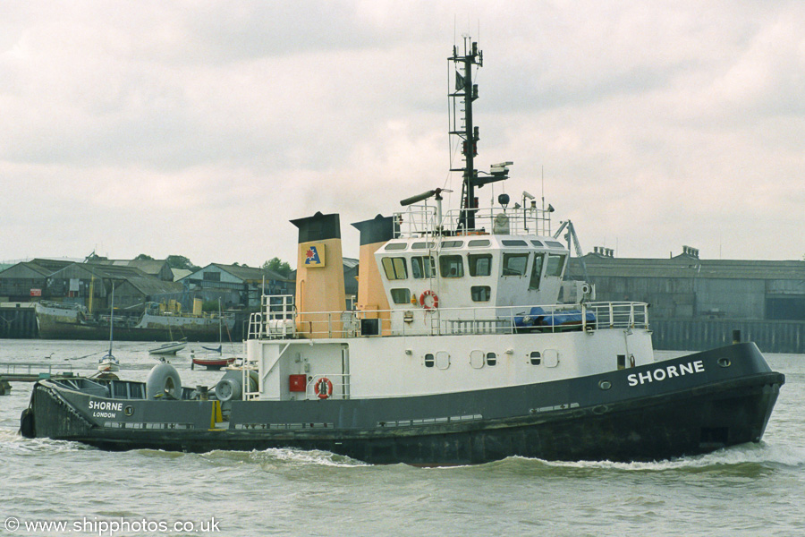 Photograph of the vessel  Shorne pictured at Gravesend on 16th August 2003