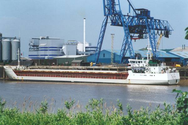 Photograph of the vessel  Simone pictured at Flixborough on 18th June 2000
