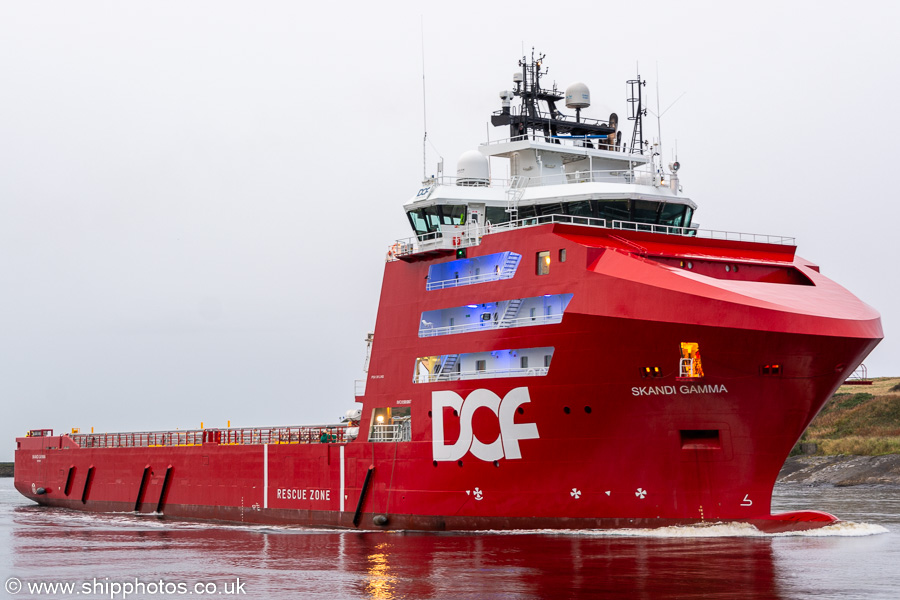 Photograph of the vessel  Skandi Gamma pictured arriving at Aberdeen on 11th October 2021