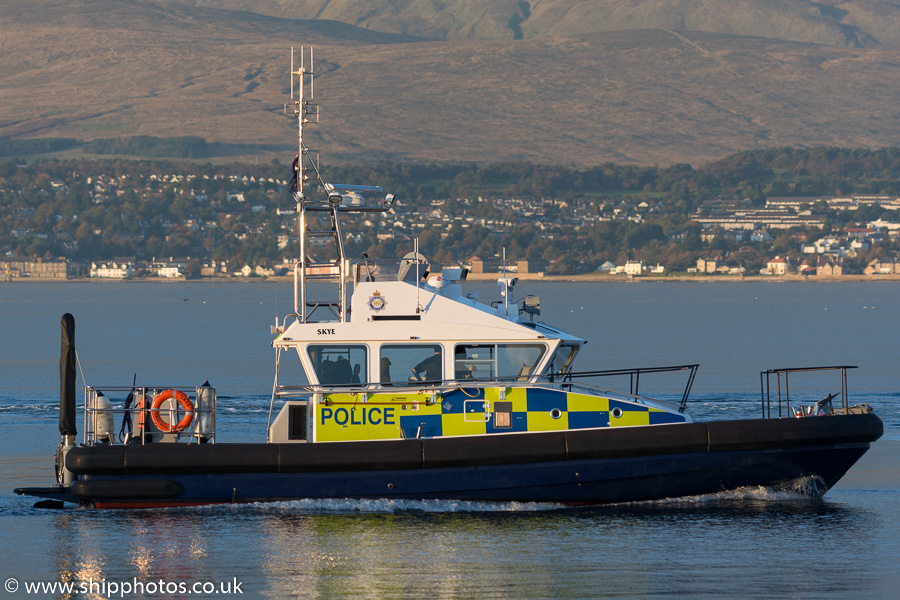 Photograph of the vessel  Skye pictured passing Greenock on 9th October 2016