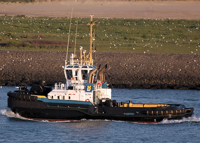 Photograph of the vessel  Smit Hudson pictured at Europoort on 21st June 2010