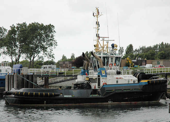 Photograph of the vessel  Smit Schelde pictured in Scheurhaven, Europoort on 20th June 2010