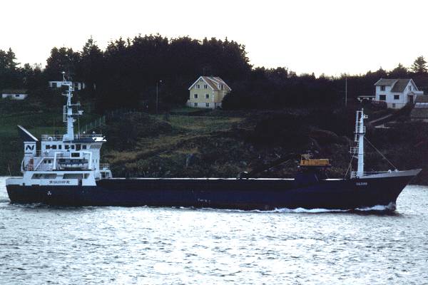 Photograph of the vessel  Sulevaer pictured passing Haugesund on 26th October 1998