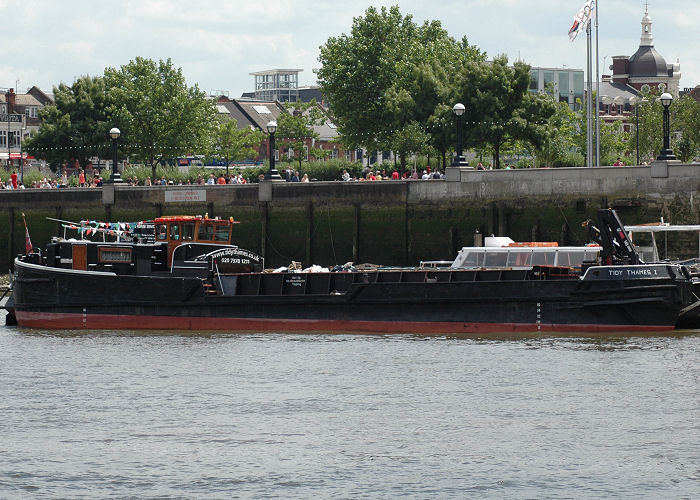 Photograph of the vessel  Tidy Thames I pictured in London on 14th June 2009