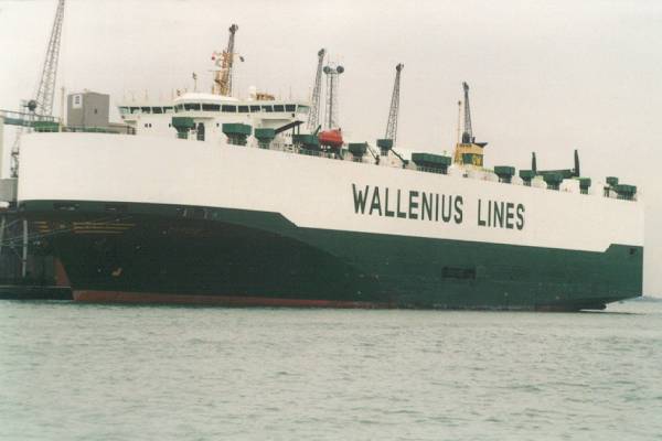Photograph of the vessel  Titus pictured in Southampton on 14th September 1999
