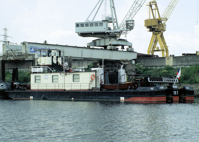 Photograph of the vessel  TR 7 pictured at Hamburg on 9th June 1997