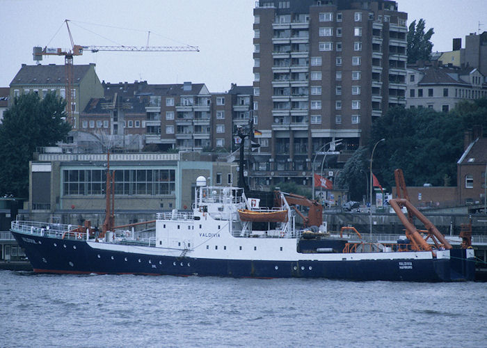 Photograph of the vessel rv Valdivia pictured at Hamburg on 25th August 1995