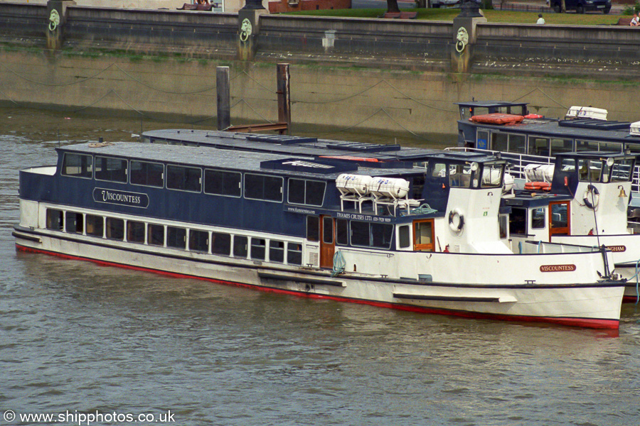 Photograph of the vessel  Viscountess pictured in London on 3rd September 2002