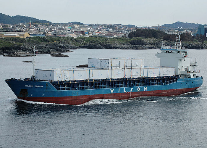 Photograph of the vessel  Wilson Gdansk pictured near Haugesund on 5th May 2008