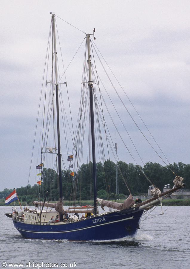 Photograph of the vessel  Zephyr pictured on the Noordzeekanaal at Velsen-Noord on 16th June 2002