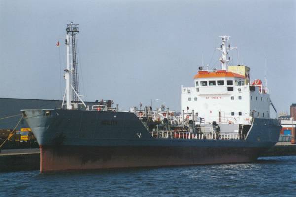 Photograph of the vessel  Agility pictured in Hull on 17th June 2000