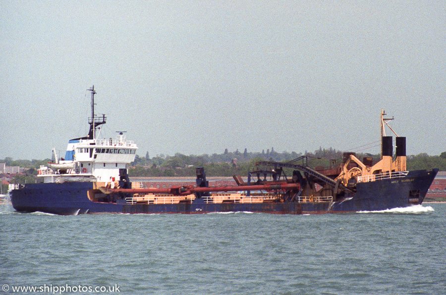  Arco Scheldt pictured departing Southampton on 6th May 1989