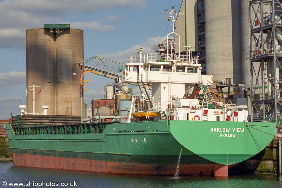 Photograph of the vessel  Arklow View pictured at Cerestar Wharf, Trafford on 27th July 2002