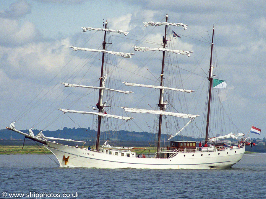 Photograph of the vessel  Artemis pictured on Lower Hope, River Thames on 1st September 2001