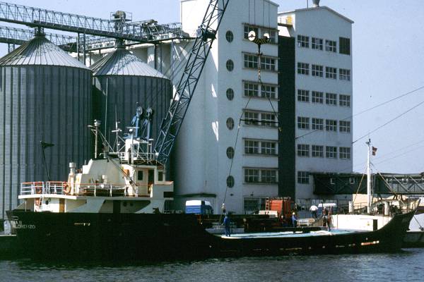 Photograph of the vessel  Assia II pictured at Vejle on 29th May 1998