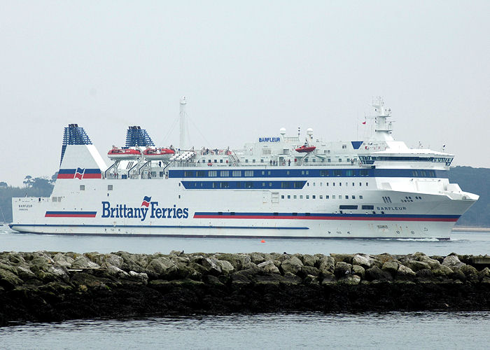 Photograph of the vessel  Barfleur pictured arriving in Poole on 23rd April 2006