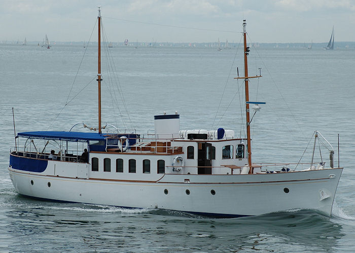 Photograph of the vessel  Bounty pictured in the Solent on 13th June 2009