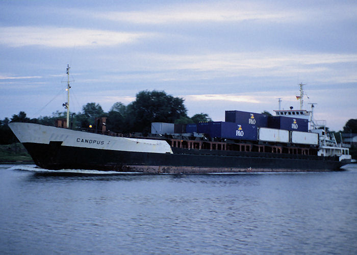 Photograph of the vessel  Canopus I pictured passing through Rendsburg on 7th June 1997