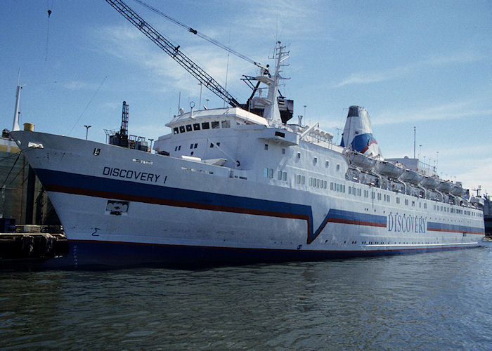 Photograph of the vessel  Discovery I pictured at Norfolk on 20th September 1994