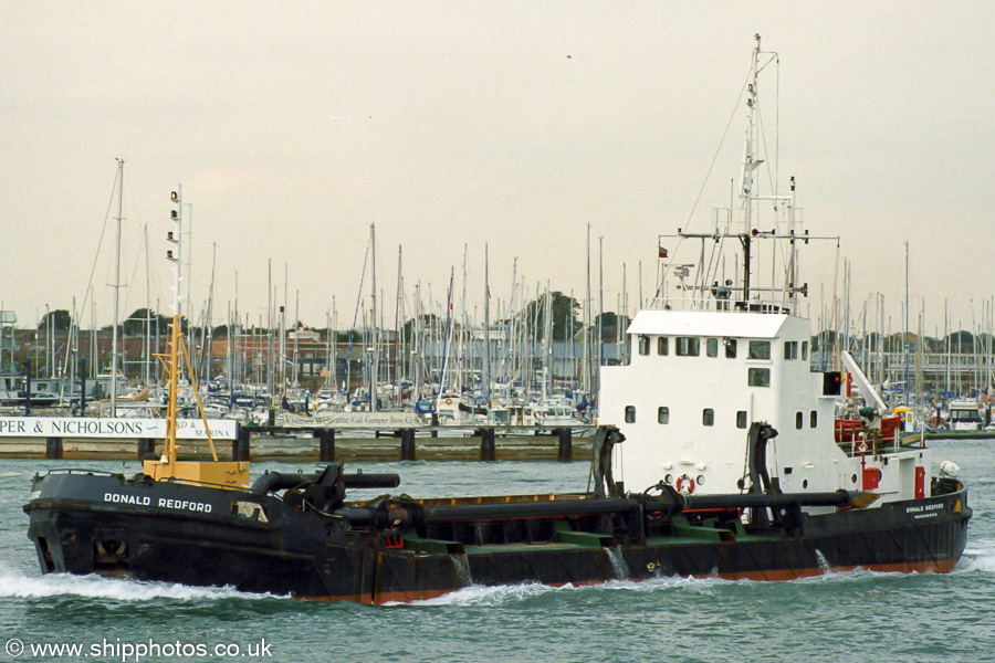  Donald Redford pictured departing Portsmouth Harbour on 27th September 2003