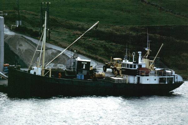 Photograph of the vessel  Drett pictured in Haugesund on 26th October 1998