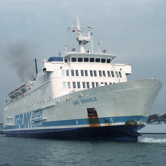  Earl Granville pictured departing Portsmouth Ferry Port on 17th September 1988