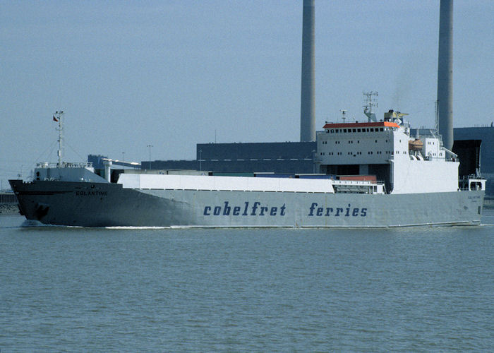  Eglantine pictured passing Tilbury on 16th May 1998