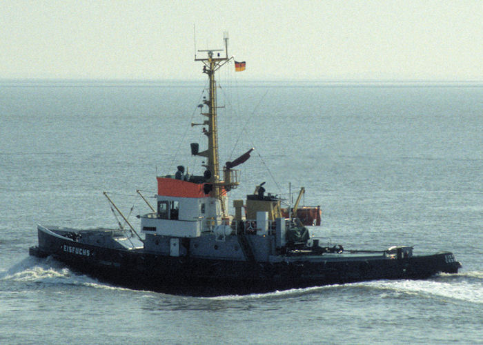 Photograph of the vessel  Eisfuchs pictured on the River Elbe on 5th June 1997