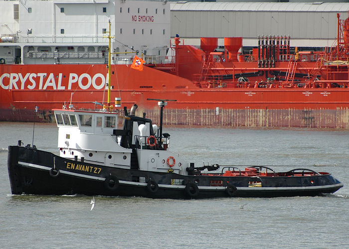 Photograph of the vessel  En Avant 27 pictured passing Vlaardingen on 21st June 2010