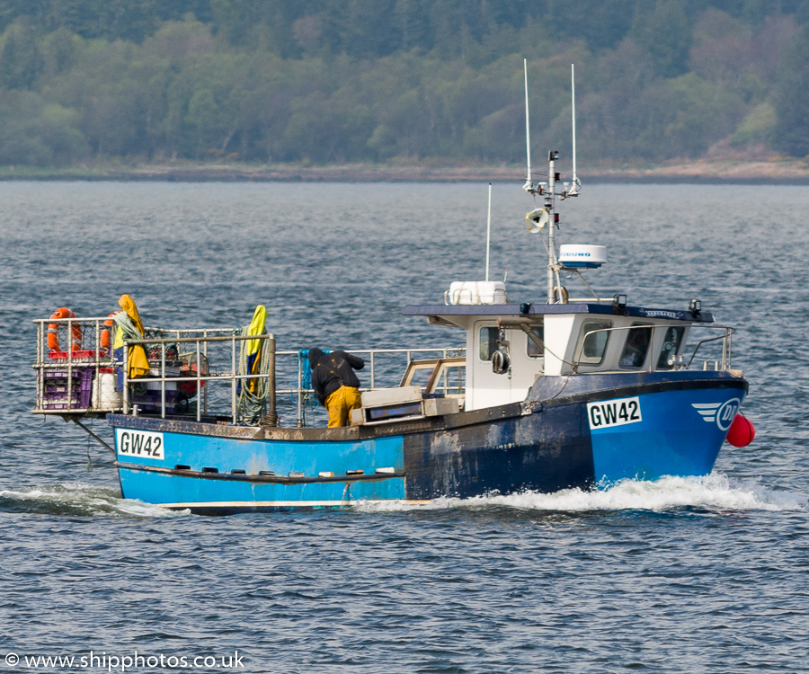 Photograph of the vessel fv Endurance pictured passing Greenock on 6th May 2018