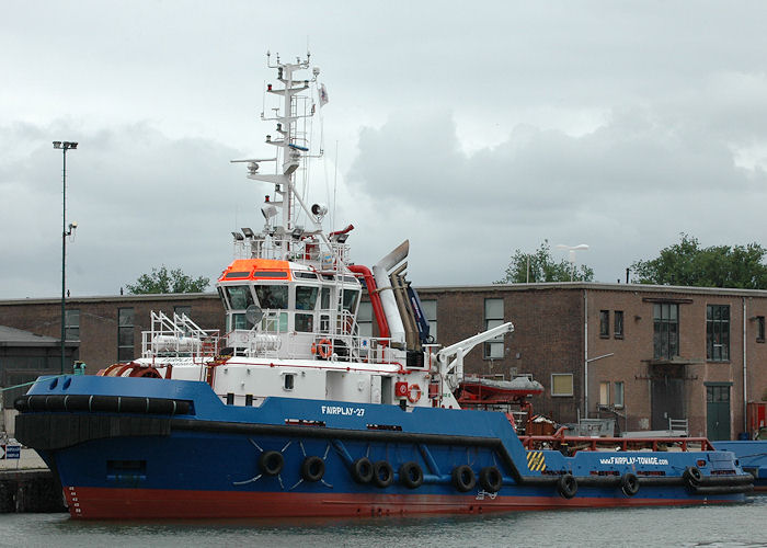  Fairplay 27 pictured in Merwehaven, Rotterdam on 20th June 2010