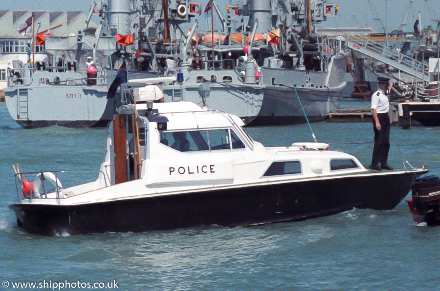  FML 7871 pictured in Portsmouth Harbour on 7th May 1989
