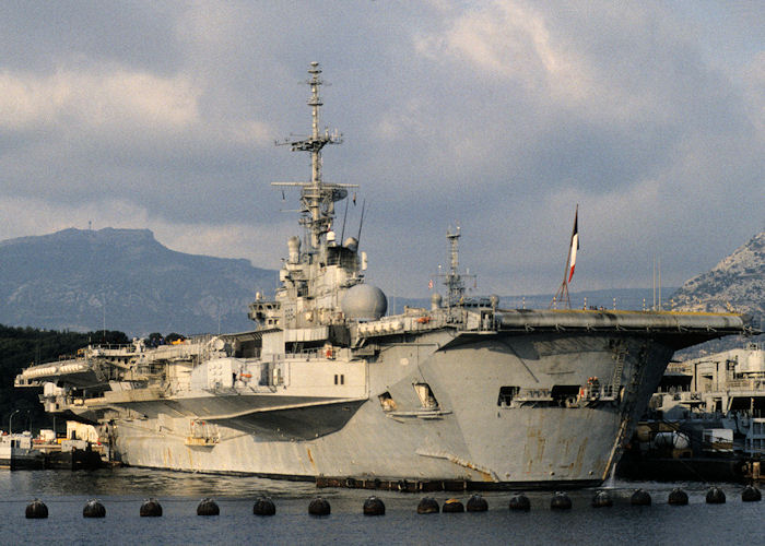 FS Foch pictured at Toulon on 16th December 1991