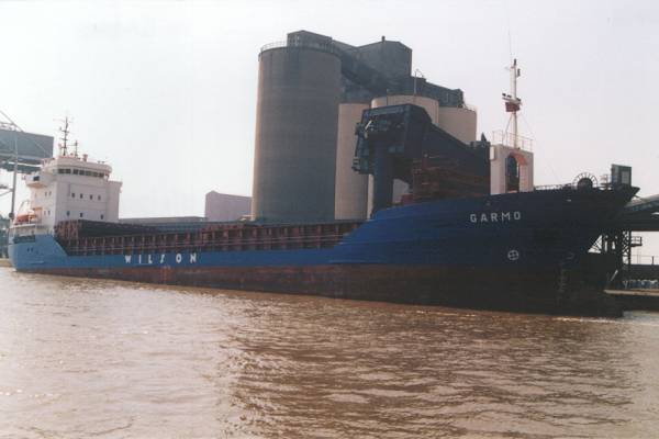 Photograph of the vessel  Garmo pictured in Immingham on 18th June 2000