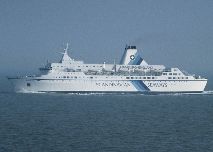  Hamburg pictured in the North Sea on 15th April 1996