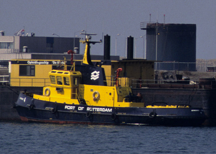 Photograph of the vessel  Havendienst 4 pictured in Europahaven, Europoort on 14th April 1996