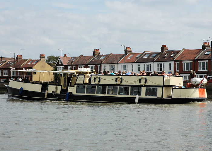 Photograph of the vessel  Henley pictured on the River Thames on 6th August 2006