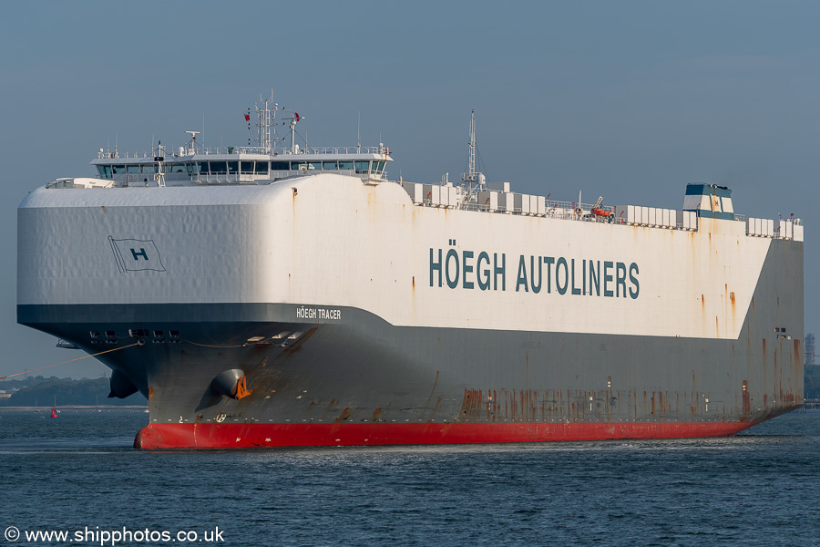 Photograph of the vessel  Höegh Tracer pictured departing Southampton on 25th April 2025