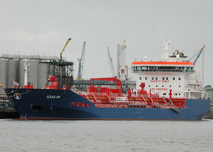 Photograph of the vessel  Icdas-09 pictured on the Nieuwe Maas at Rotterdam on 20th June 2010