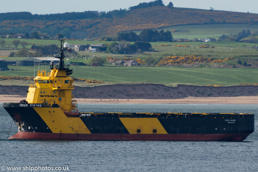  Idun Viking pictured at anchor in Aberdeen Bay on 17th May 2015