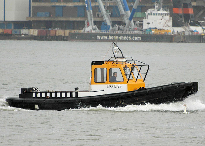 Photograph of the vessel  KRVE 39 pictured on the Nieuwe Maas at Rotterdam on 20th June 2010