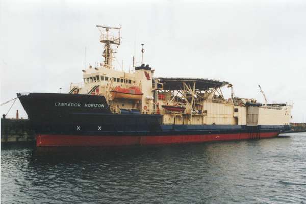 rv Labrador Horizon pictured in Liverpool on 4th August 2000