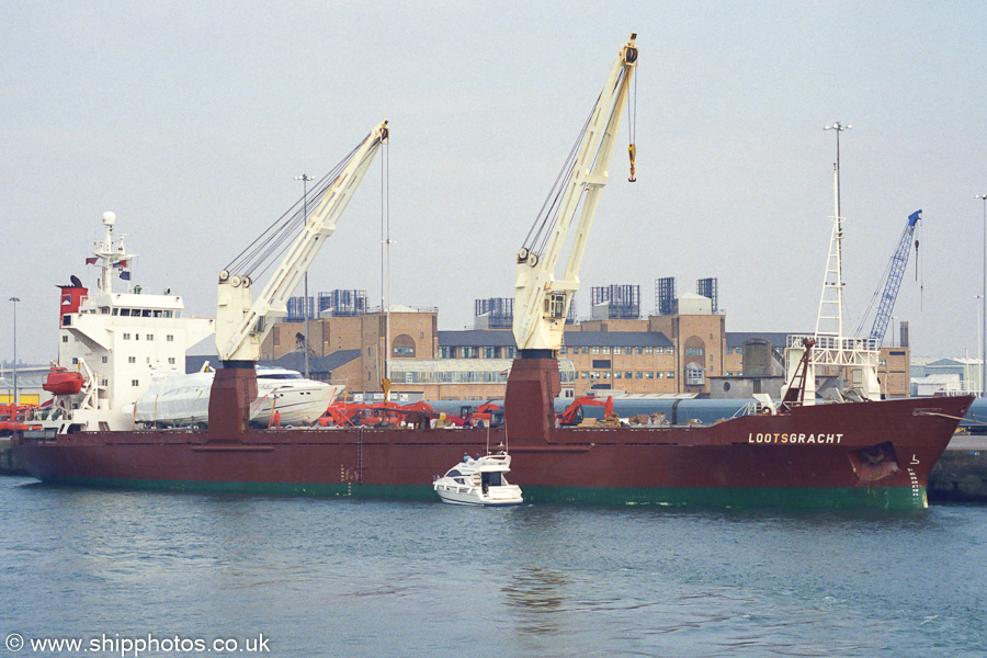  Lootsgracht pictured at Southampton on 12th April 2003