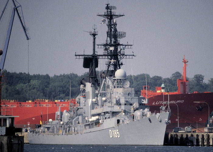 Photograph of the vessel FGS Lütjens pictured at Kiel on 22nd August 1995