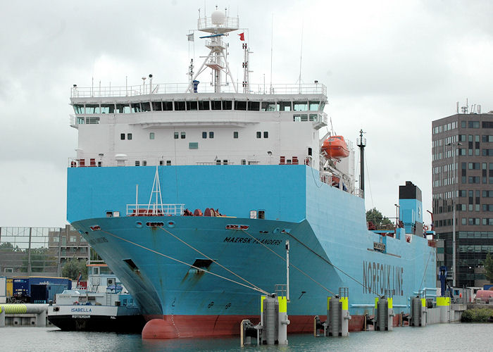  Maersk Flanders pictured in Vulcaanhaven, Rotterdam on 20th June 2010