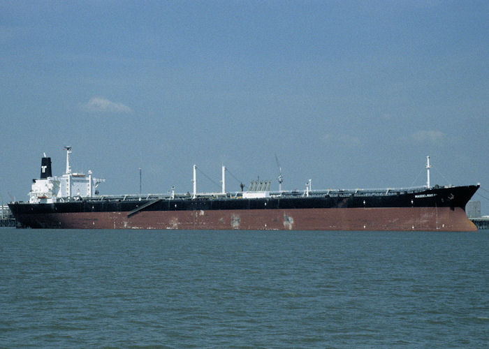 Photograph of the vessel  Magdelaine pictured at Coryton on 16th May 1998