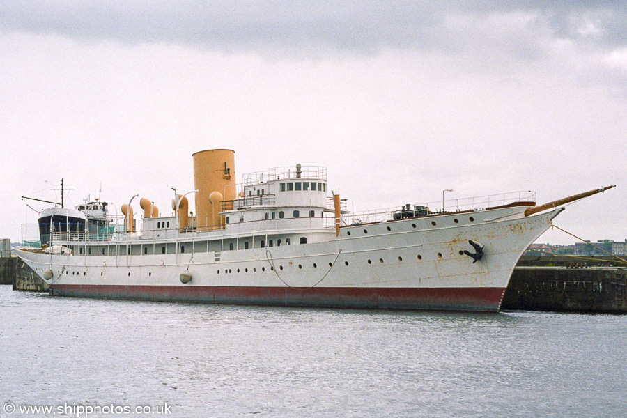  Nahlin pictured in Liverpool on 19th June 2004