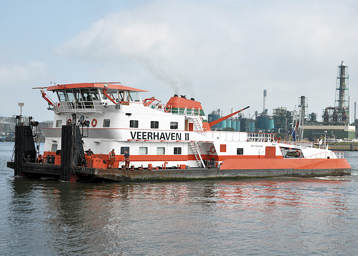  Narwal - Veerhaven II pictured in Botlek, Rotterdam on 26th June 2011