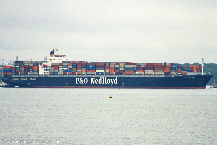 Photograph of the vessel  P&O Nedlloyd Kobe pictured arriving at Southampton on 2nd September 2001