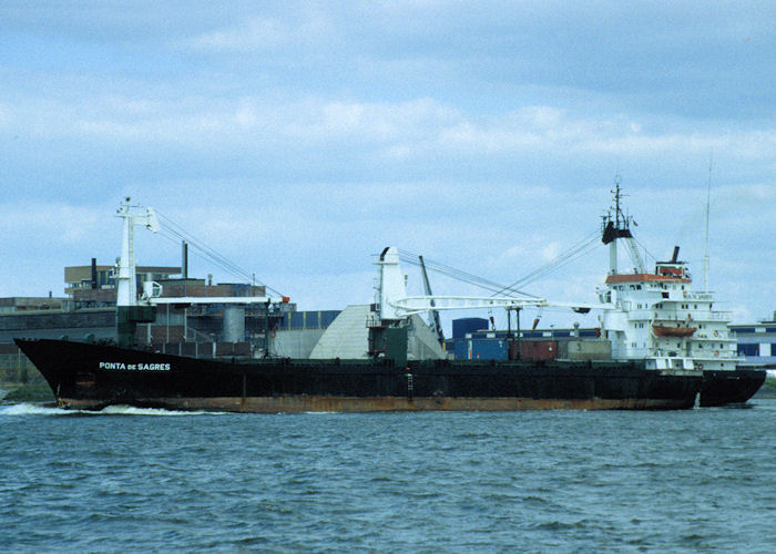 Photograph of the vessel  Ponta de Sagres pictured in Rotterdam on 20th April 1997